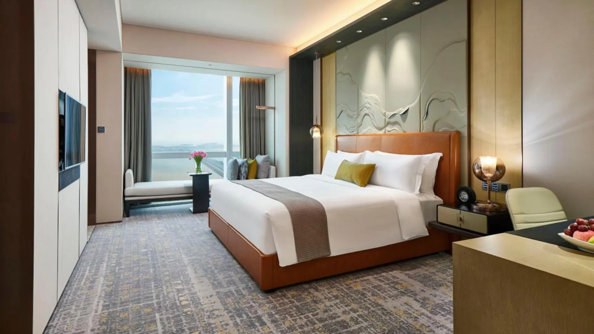 Intercontinental Zhuhai By Ihg 5*,  China