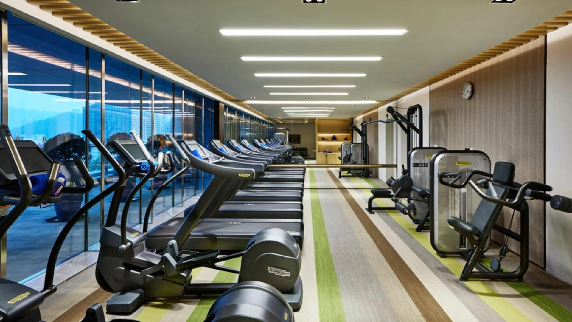 Intercontinental Zhuhai By Ihg 5*,